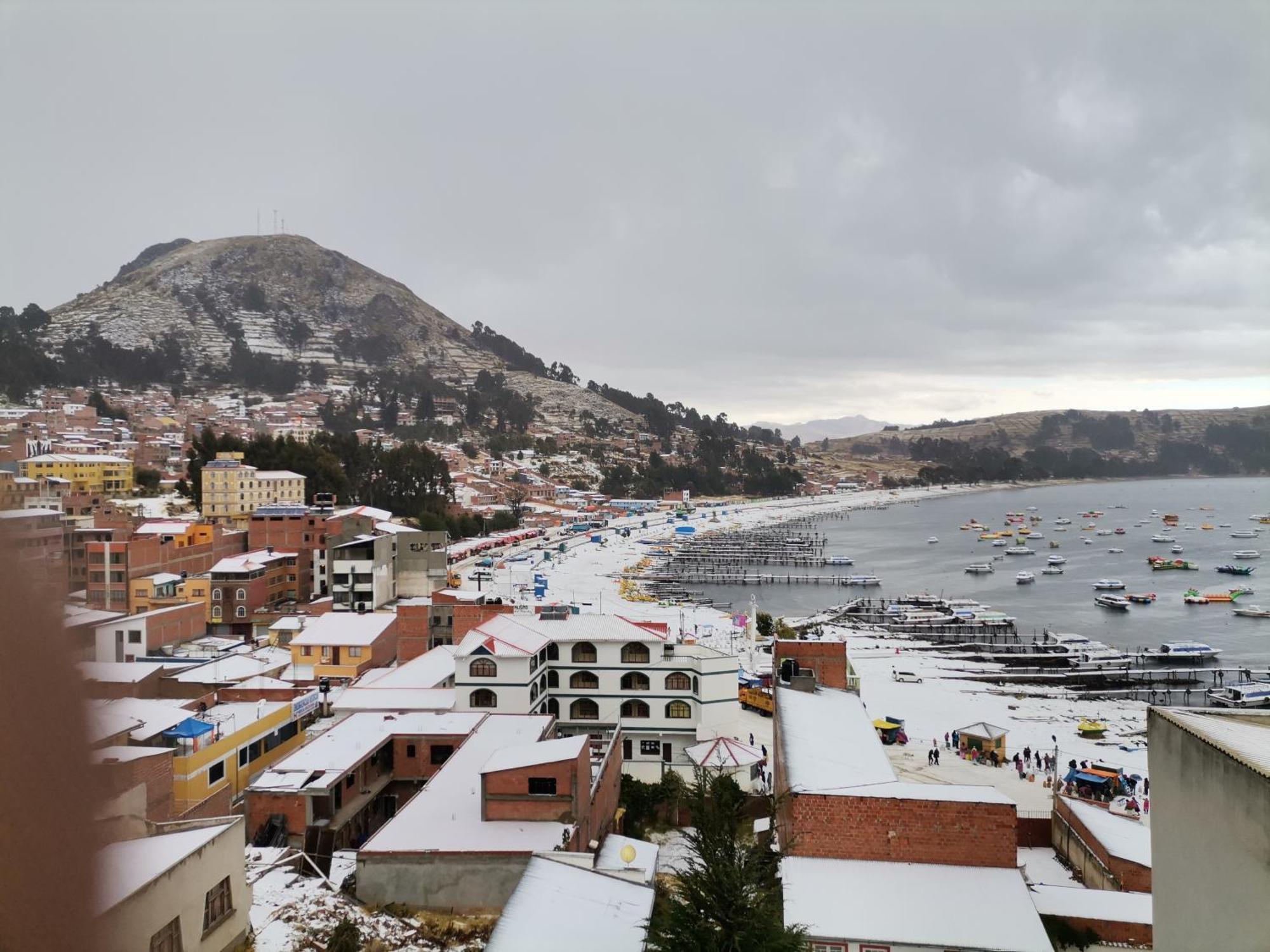 Estrella Del Lago Κοπακαμπάνα Εξωτερικό φωτογραφία